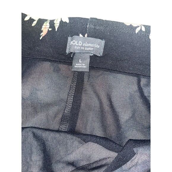 Bold Elements Floral Skirt - Picture 4 of 4